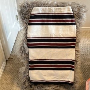 Classic pencil skirt.